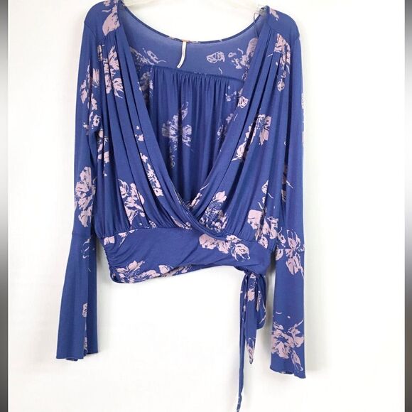 NWOT Free People Women’s Fiona Cobalt Blue Floral Print Bell Sleeve Top - Picture 10 of 11